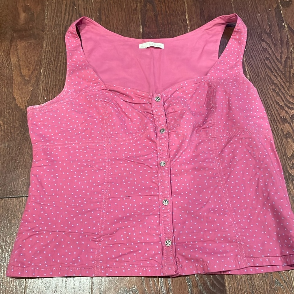 Hinge button vest